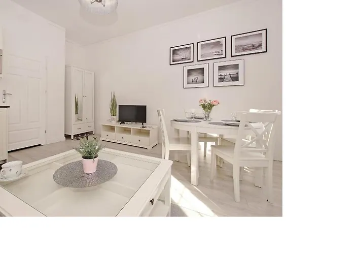 Kameralny Dluga 50 *