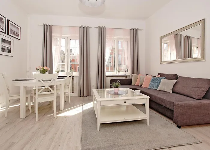 Kameralny Dluga 50 *